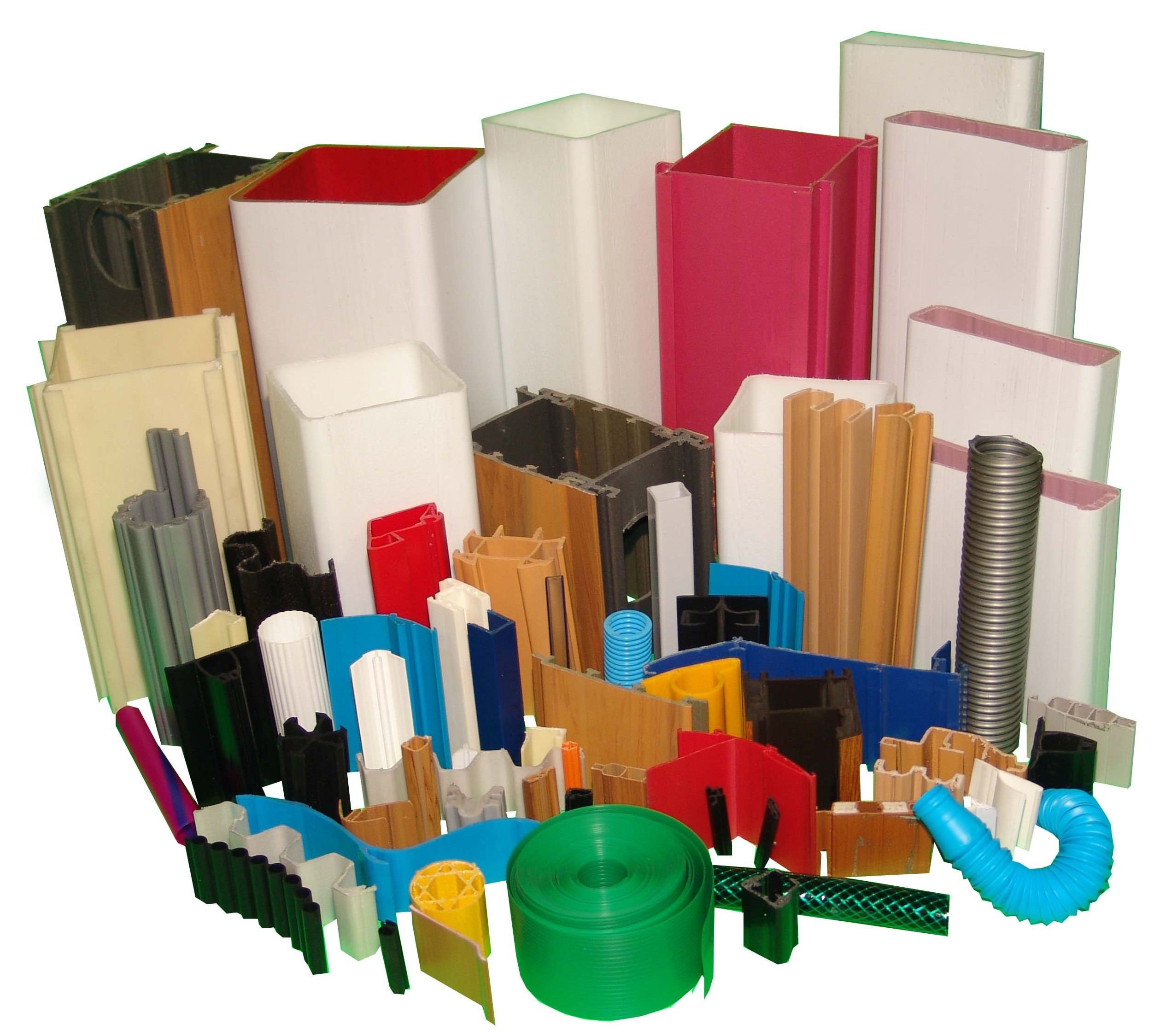 Variedad de perfiles plásticos fabricados con máquinas Beutelspacher